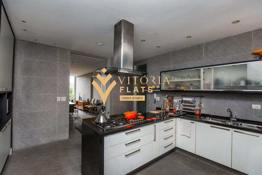 Apartamento à venda com 3 quartos, 227m² - Foto 11