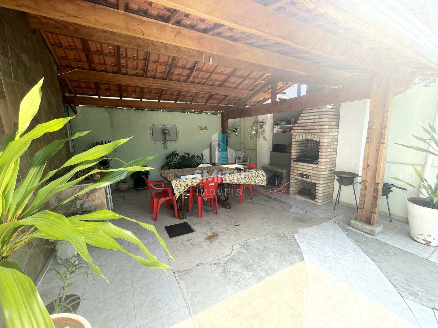 Casa à venda com 3 quartos, 180m² - Foto 3