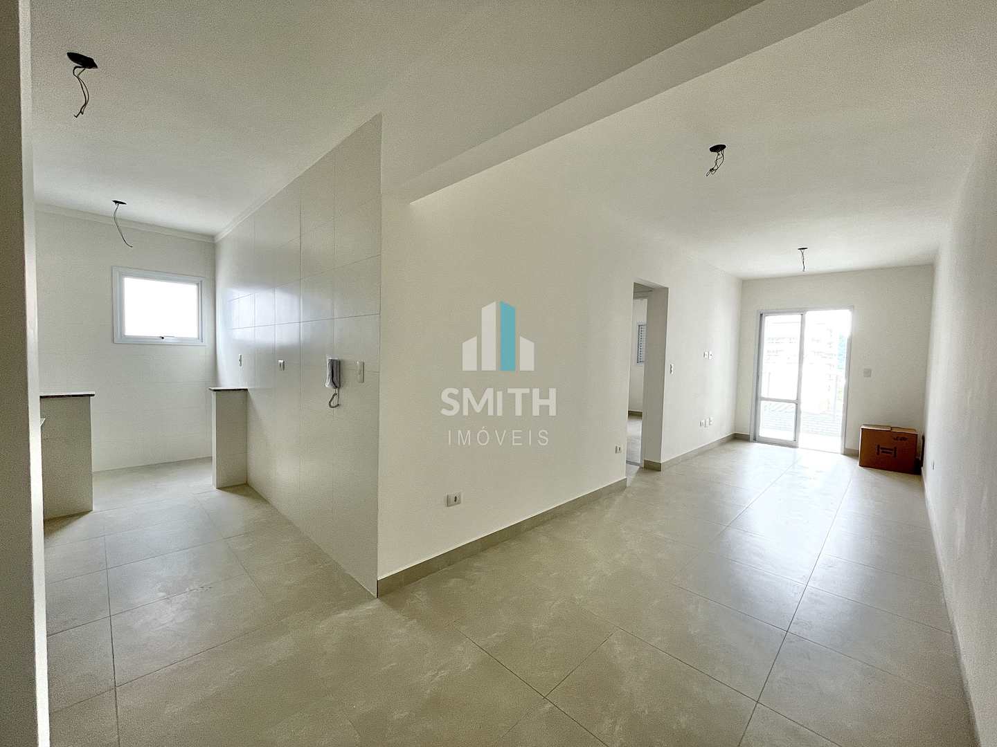 Apartamento à venda com 2 quartos, 64m² - Foto 3