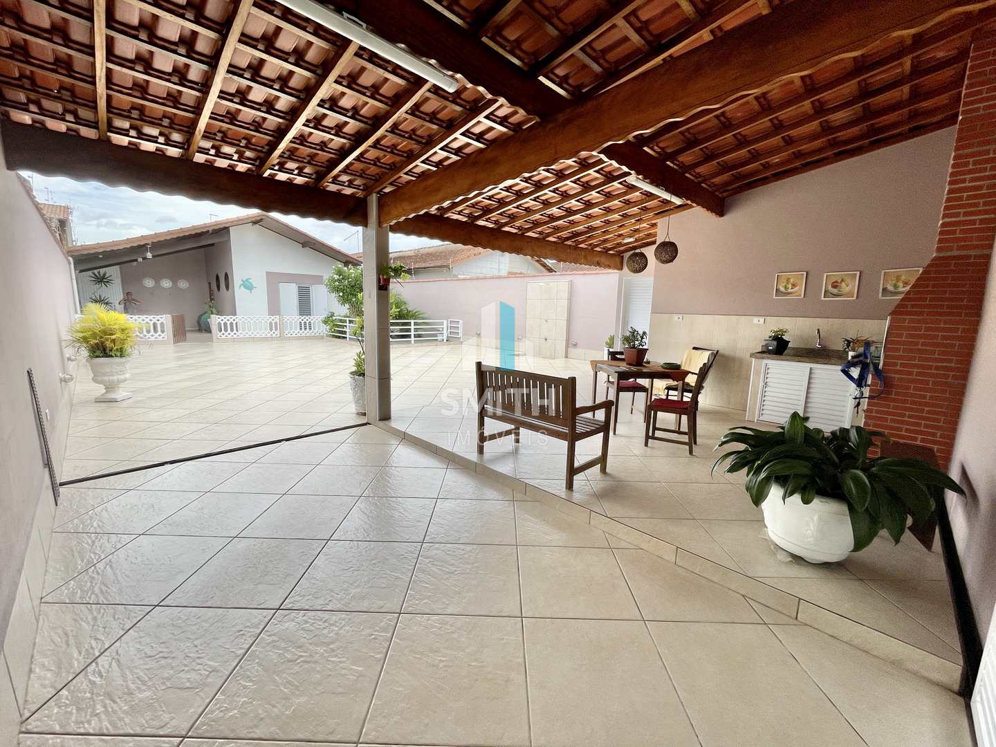 Casa à venda com 3 quartos, 120m² - Foto 3