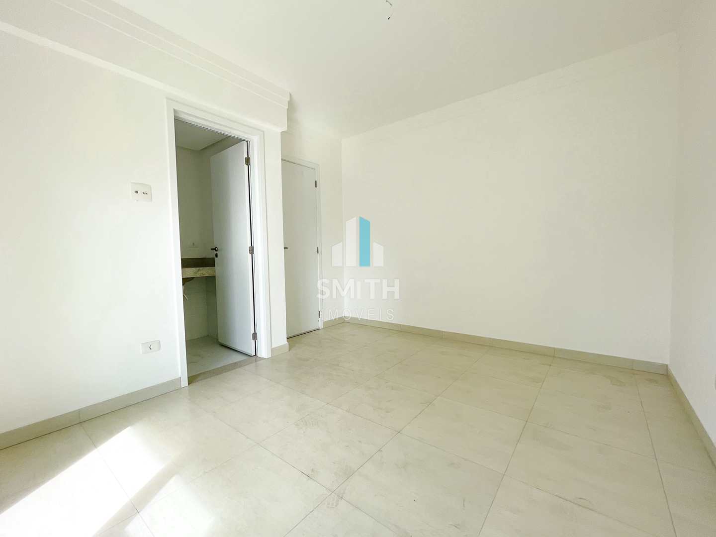 Apartamento à venda com 3 quartos, 119m² - Foto 12