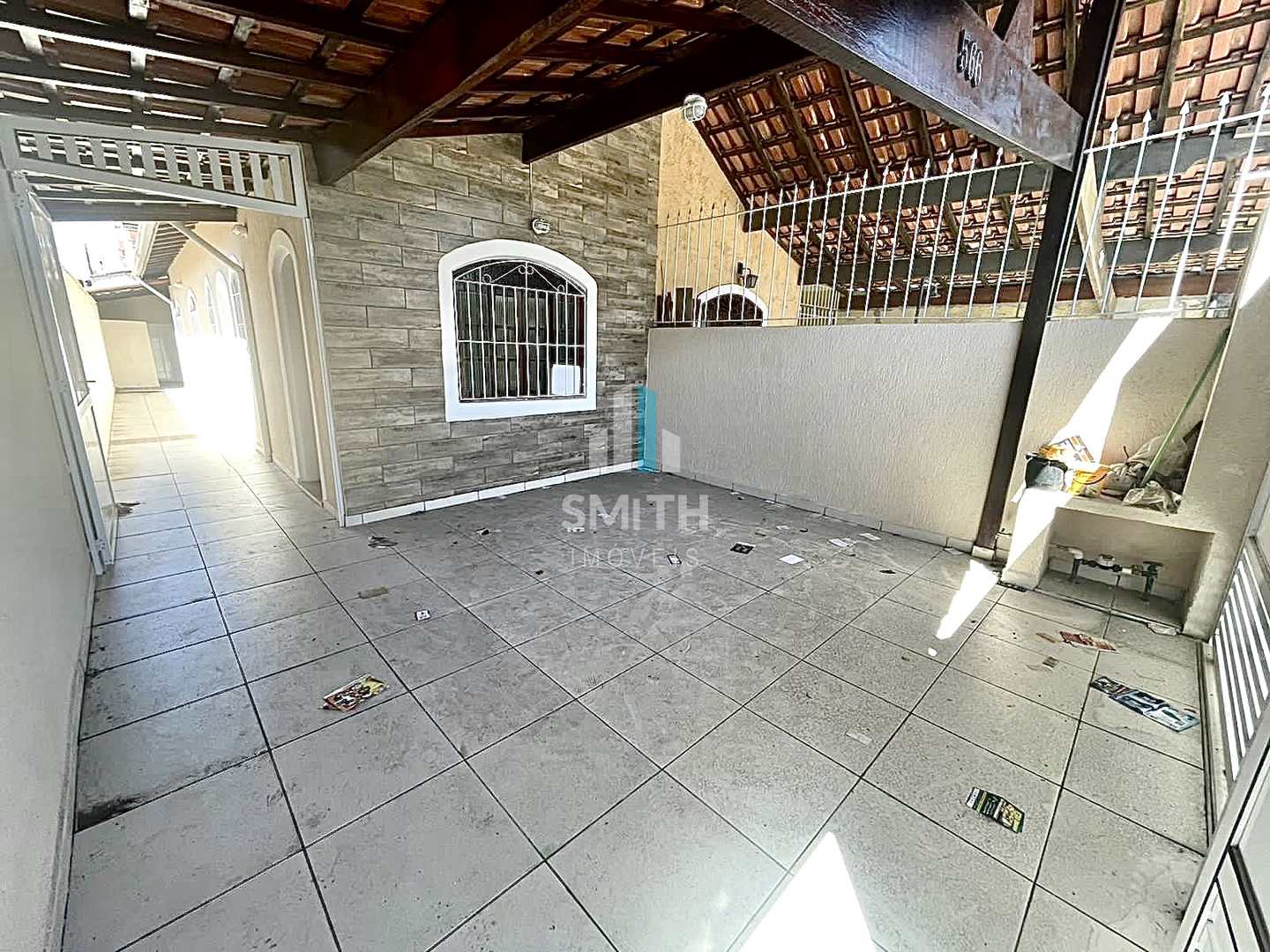 Casa à venda com 2 quartos, 88m² - Foto 2