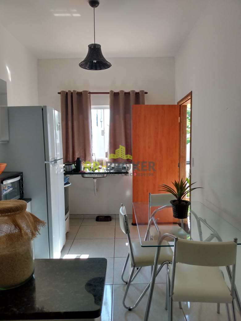 Casa à venda com 2 quartos, 250m² - Foto 6