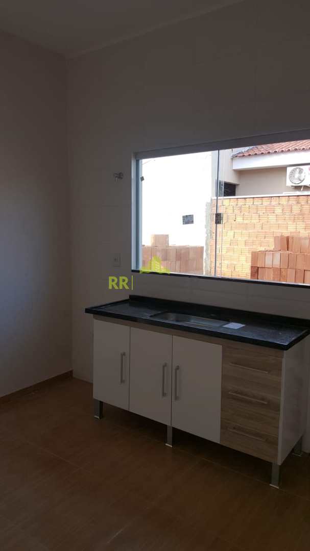 Casa à venda com 2 quartos, 125m² - Foto 9