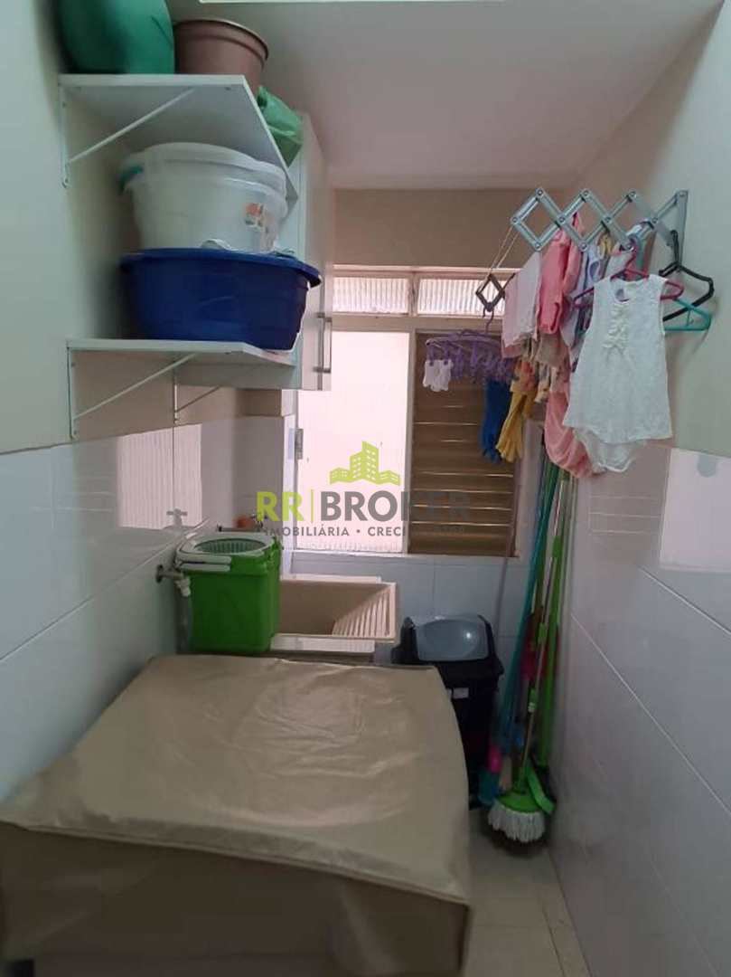 Apartamento à venda com 2 quartos, 64m² - Foto 14