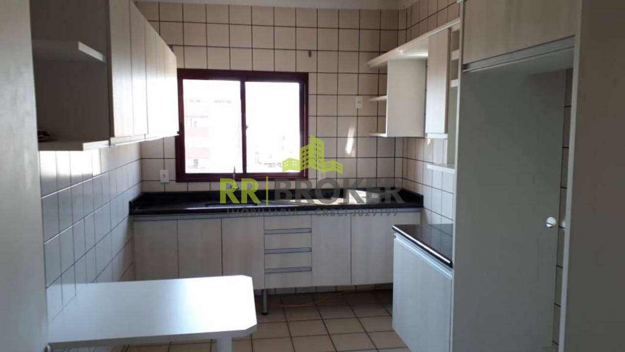 Apartamento à venda com 3 quartos, 120m² - Foto 12