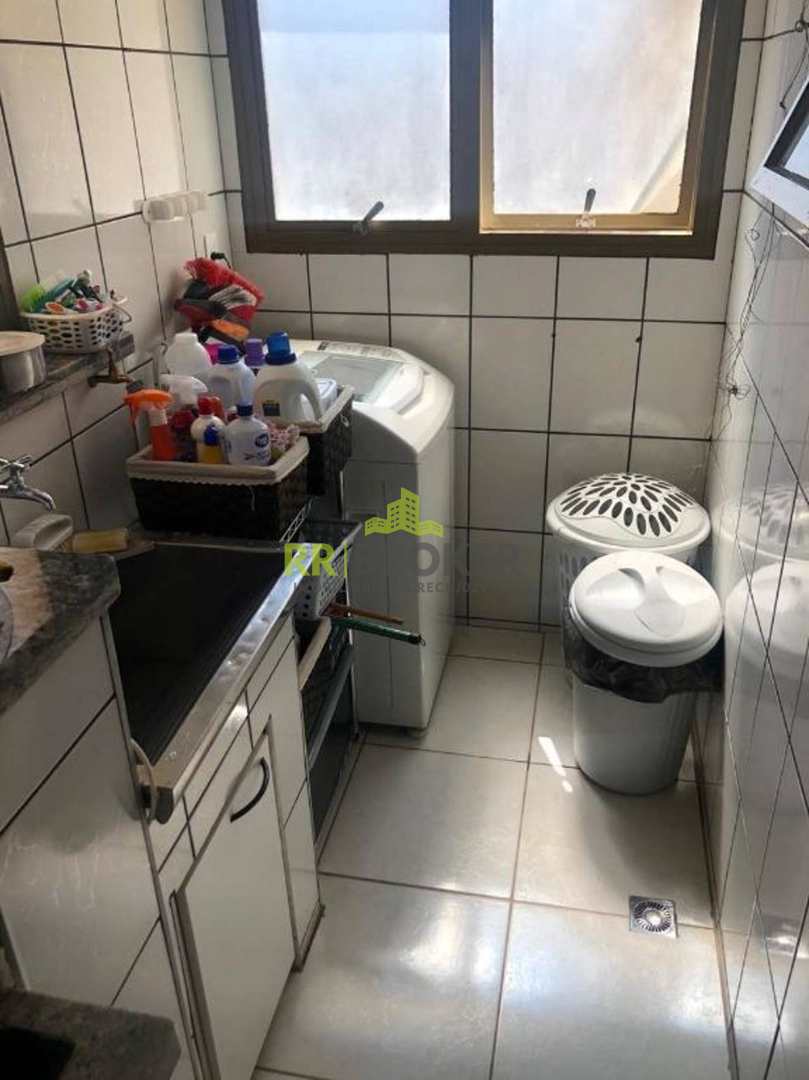 Apartamento à venda com 3 quartos, 75m² - Foto 5