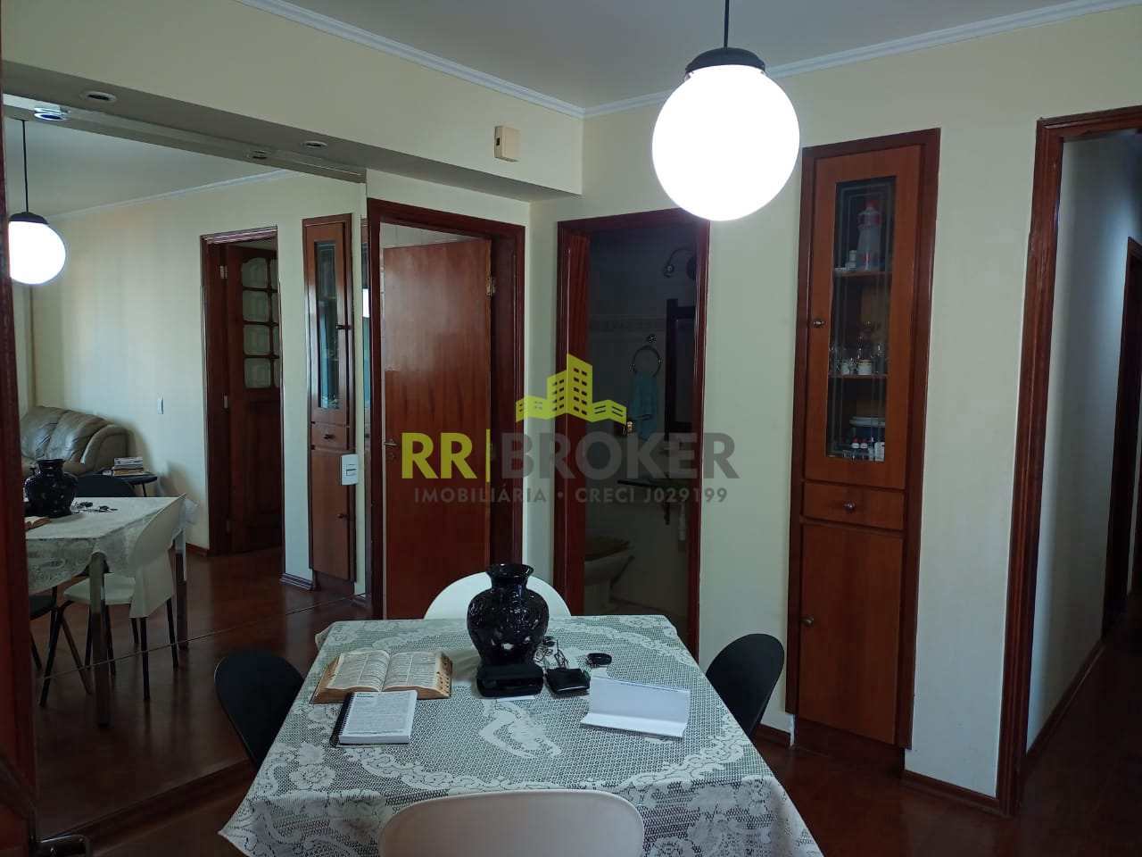 Apartamento à venda com 3 quartos, 140m² - Foto 4