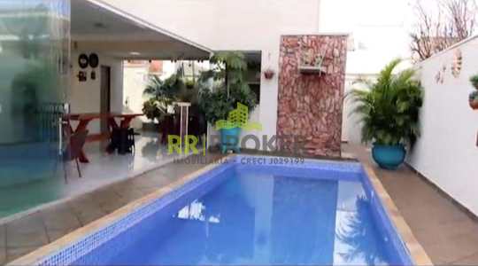 Casa de Condomínio à venda com 3 quartos, 345m² - Foto 4