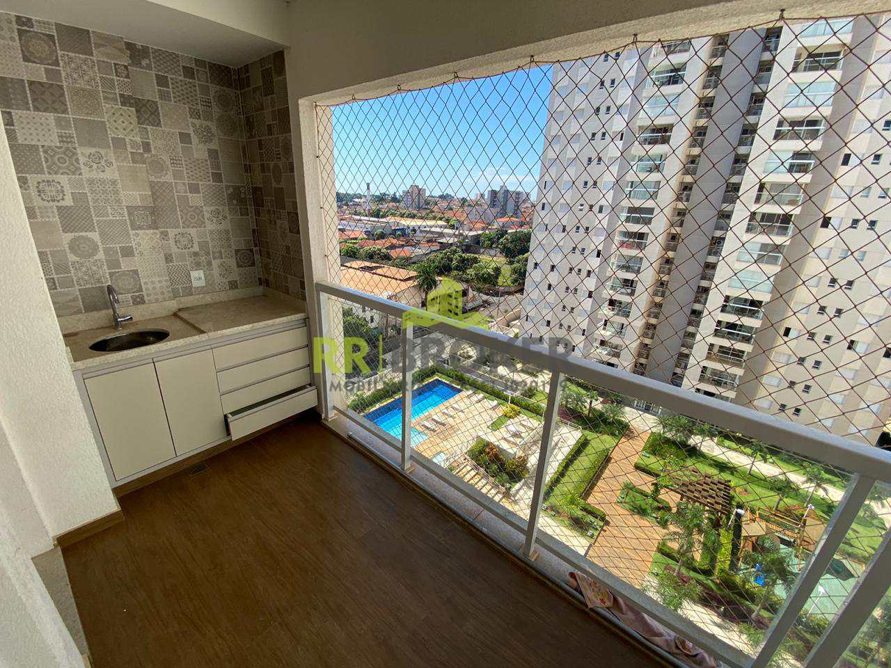 Apartamento à venda com 3 quartos, 85m² - Foto 2