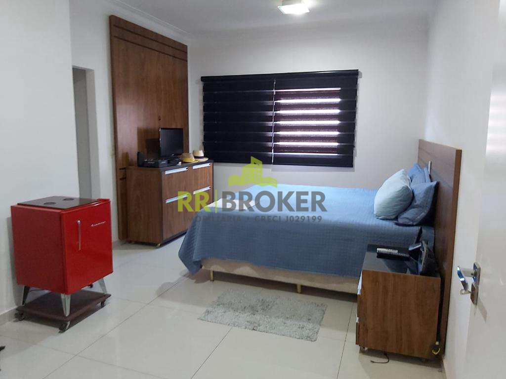 Casa de Condomínio à venda com 4 quartos, 275m² - Foto 5