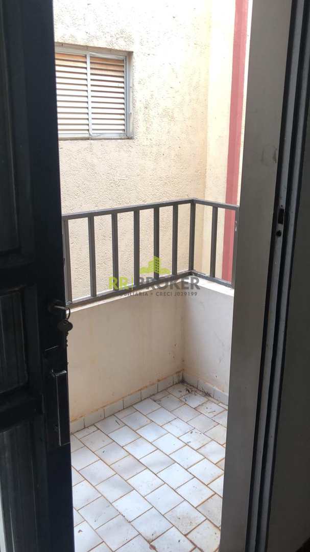 Apartamento à venda com 3 quartos, 93m² - Foto 1