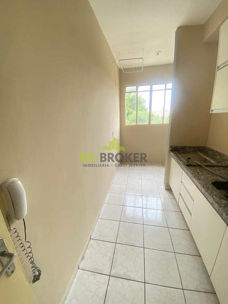 Apartamento à venda com 2 quartos, 60m² - Foto 4