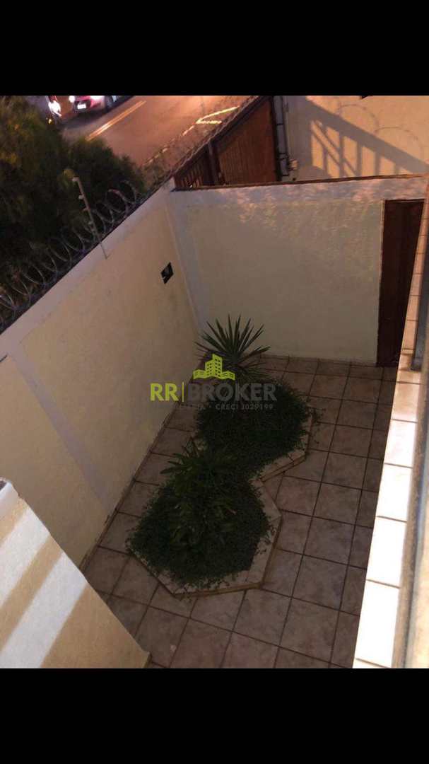 Sobrado à venda com 3 quartos, 204m² - Foto 19