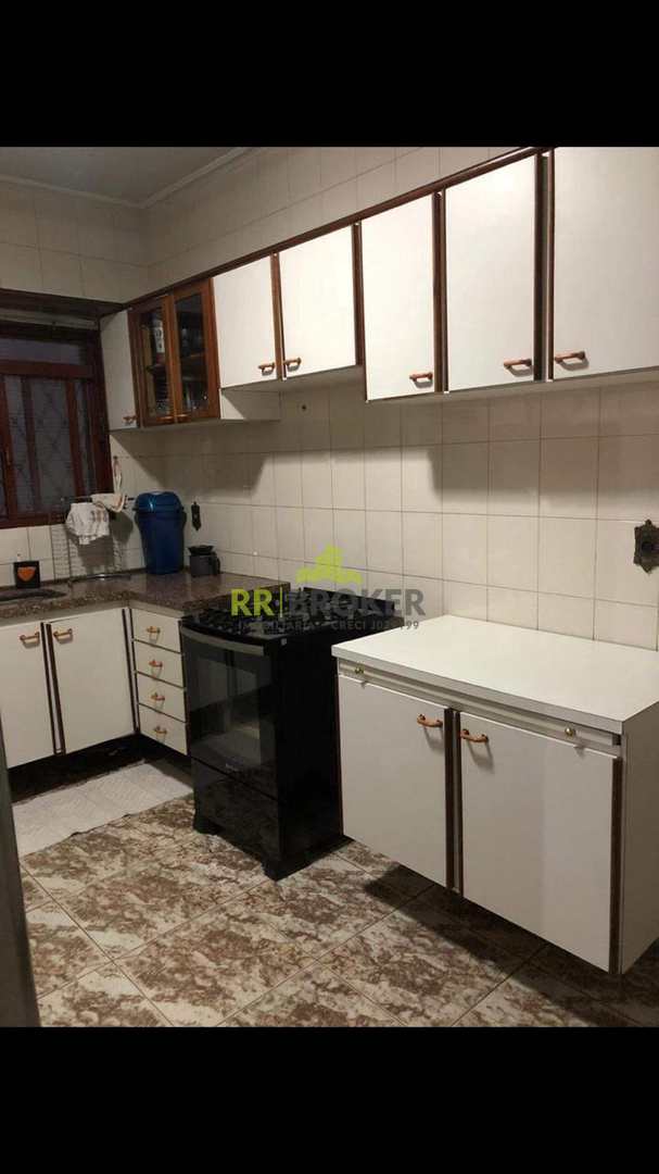 Sobrado à venda com 3 quartos, 204m² - Foto 10