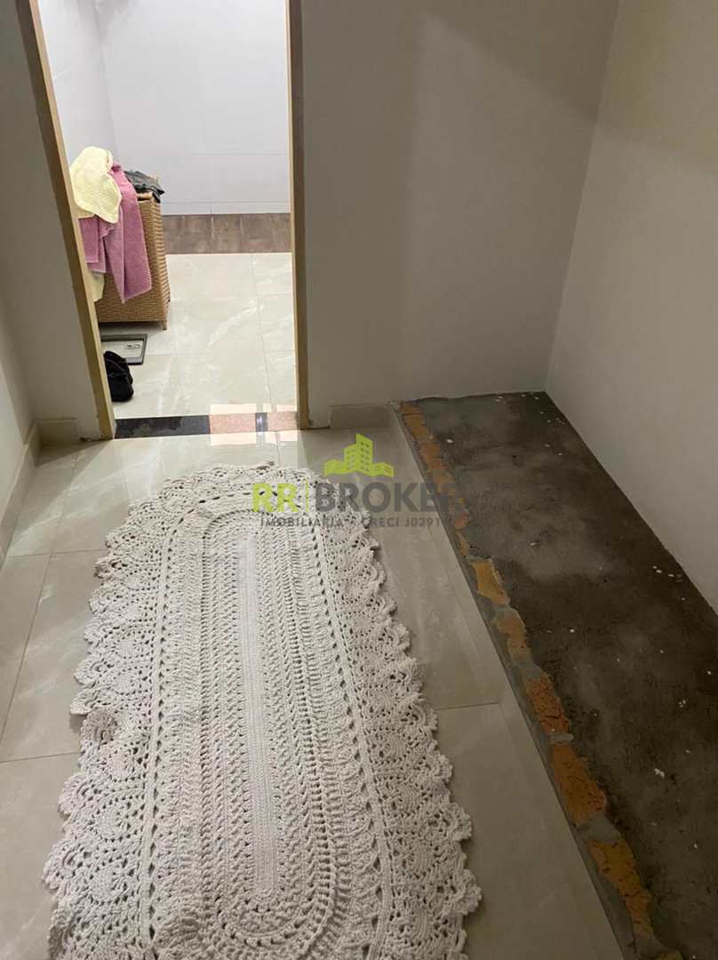 Casa à venda com 3 quartos, 200m² - Foto 15