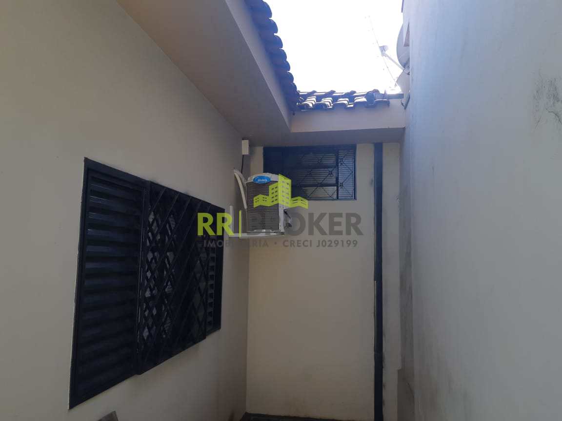 Casa à venda com 2 quartos, 250m² - Foto 20