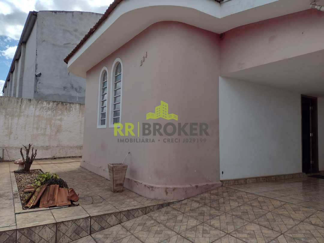 Casa à venda com 3 quartos, 360m² - Foto 19