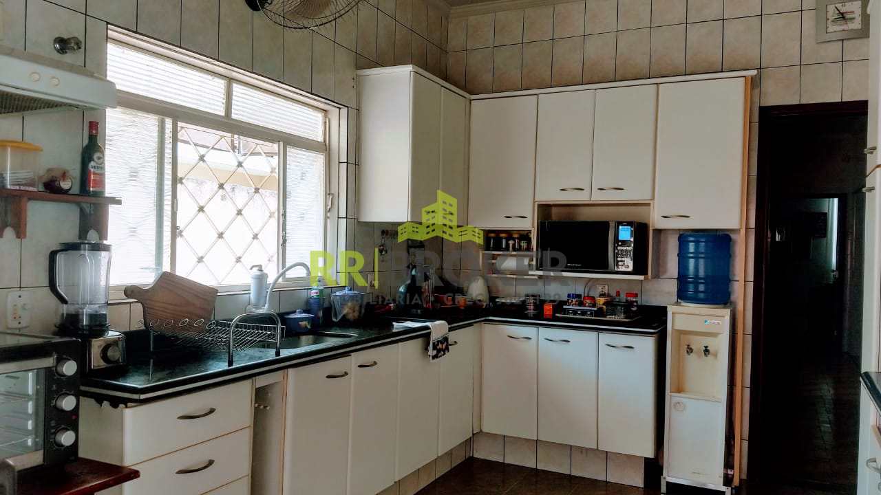 Casa à venda com 3 quartos, 360m² - Foto 20