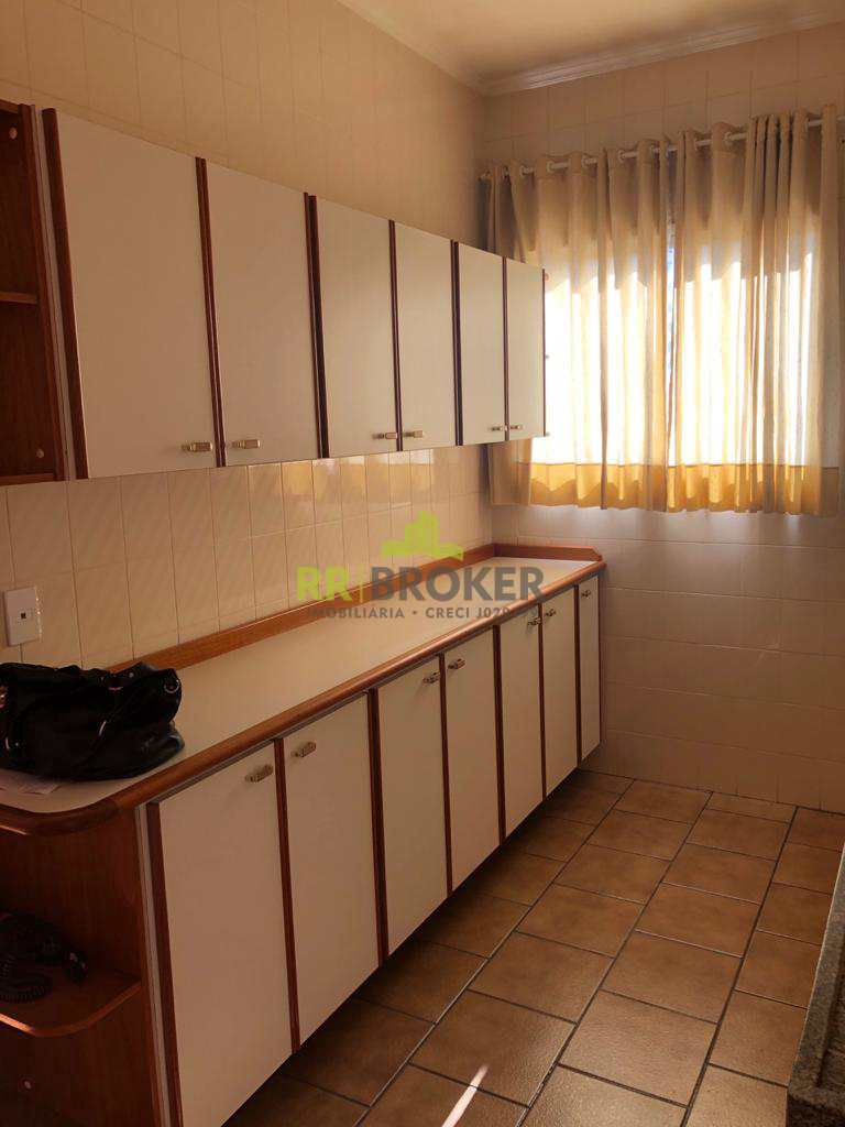 Apartamento à venda com 3 quartos, 139m² - Foto 4