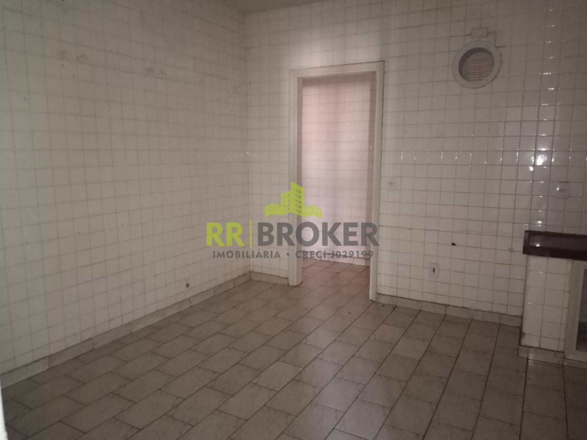 Apartamento para alugar com 3 quartos, 120m² - Foto 7