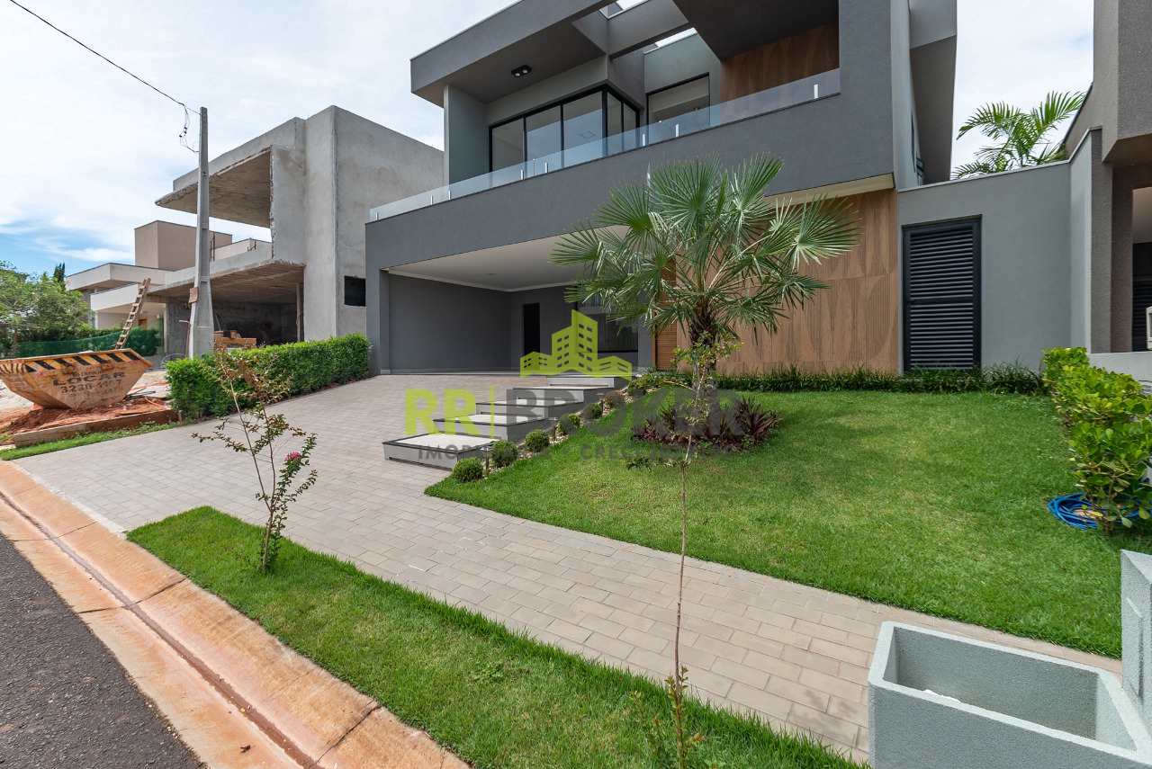 Sobrado à venda com 3 quartos, 421m² - Foto 1