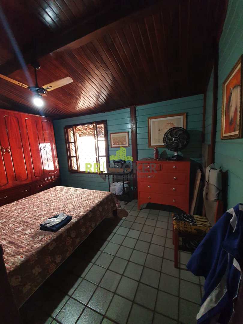 Casa à venda com 4 quartos, 450m² - Foto 16