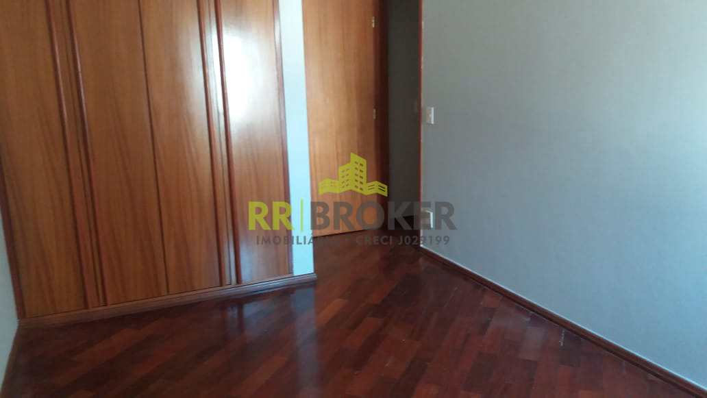 Apartamento para alugar com 3 quartos, 180m² - Foto 8