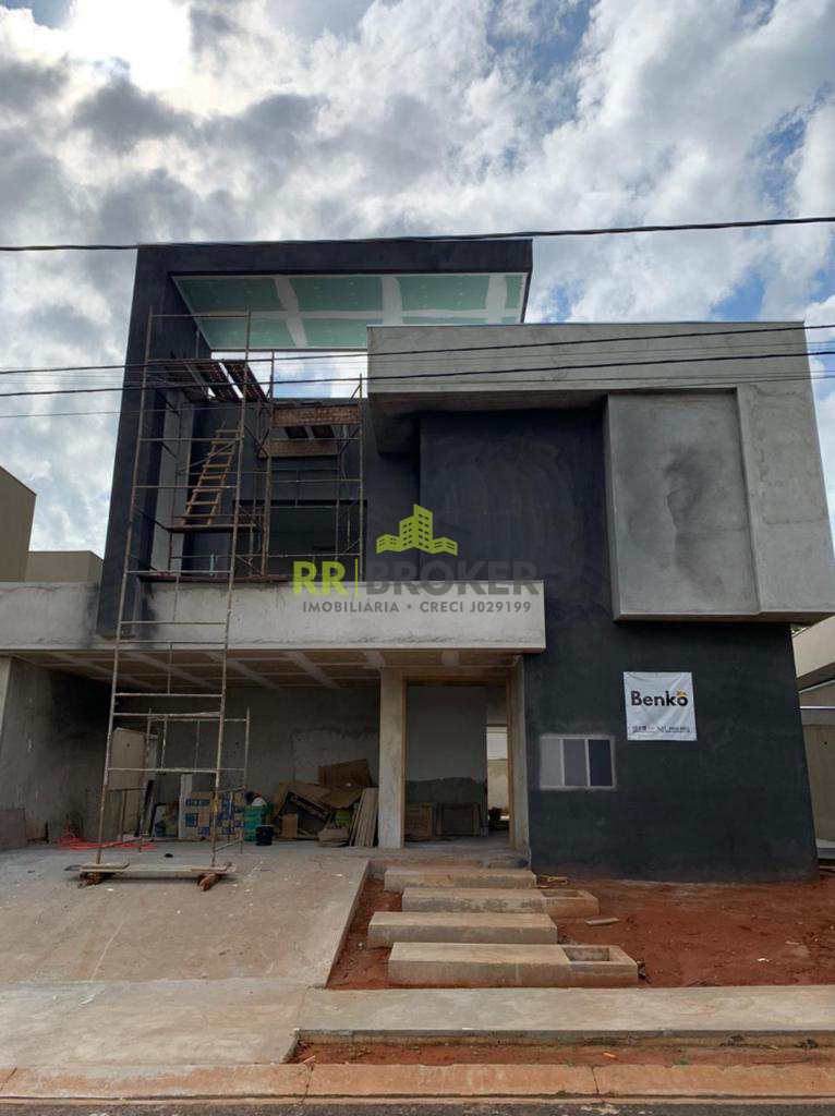 Sobrado à venda com 4 quartos, 465m² - Foto 1