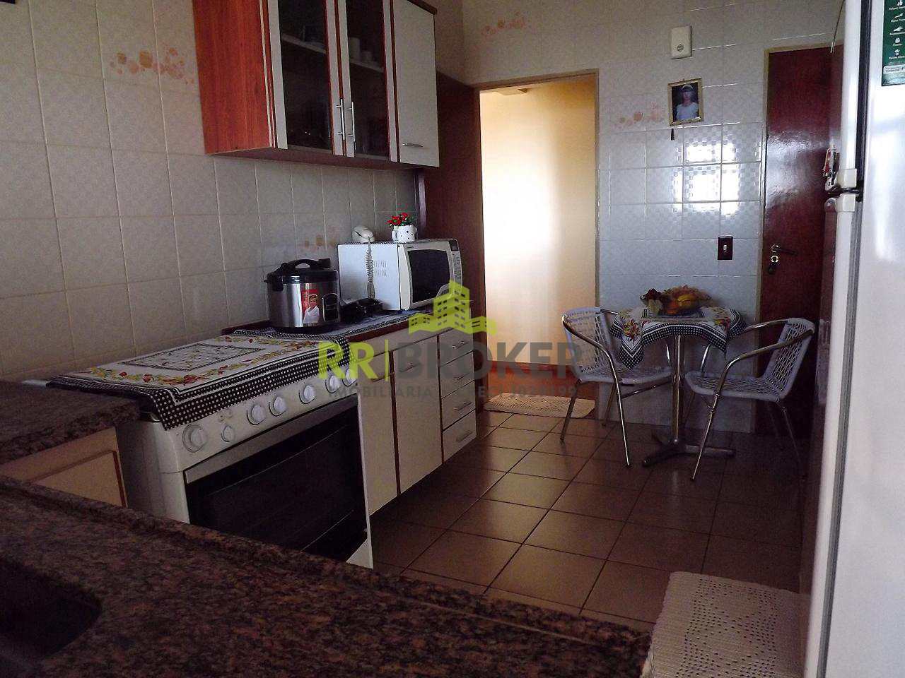 Apartamento à venda com 3 quartos, 115m² - Foto 5