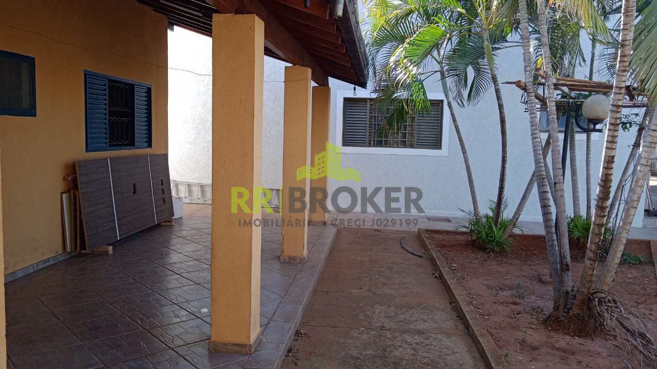 Casa à venda com 4 quartos, 360m² - Foto 26