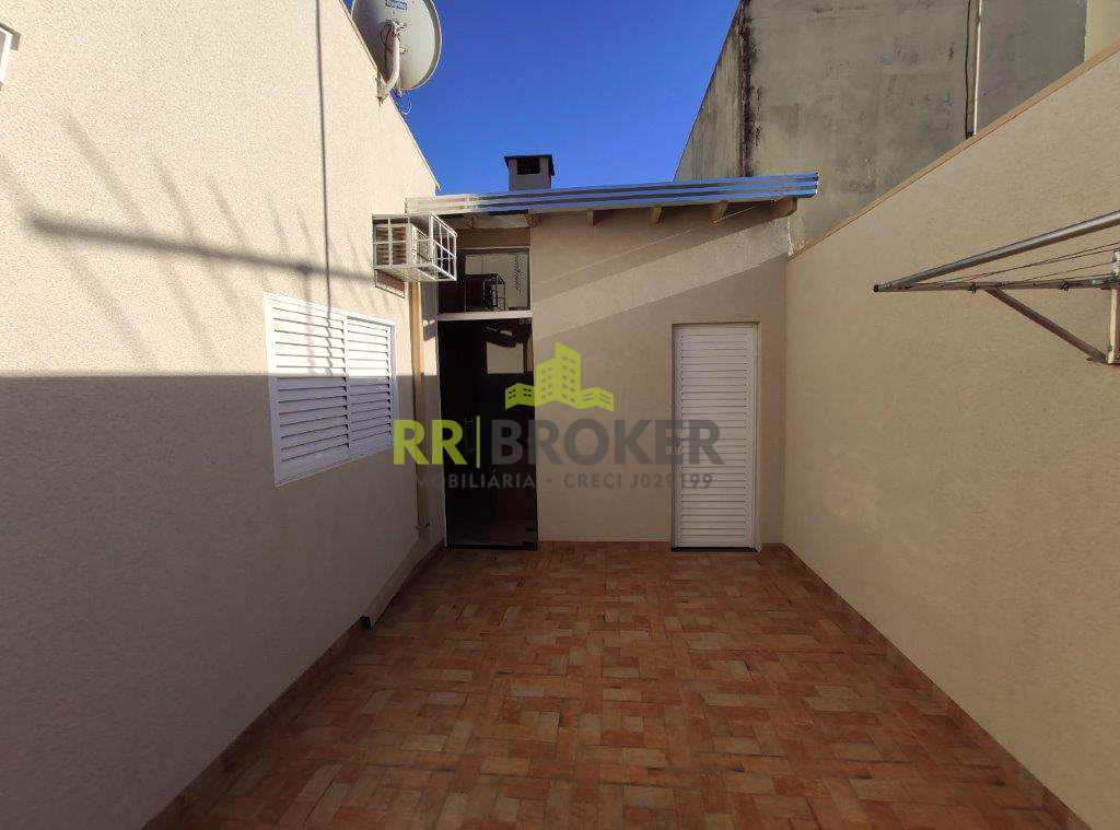 Casa à venda com 3 quartos, 224m² - Foto 20