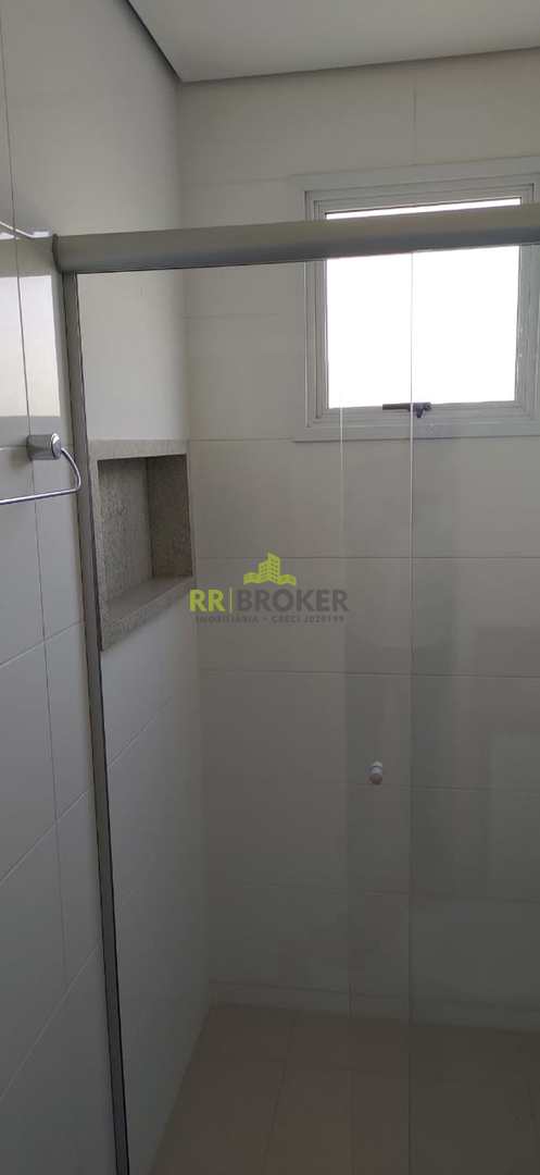 Apartamento à venda com 2 quartos, 67m² - Foto 17