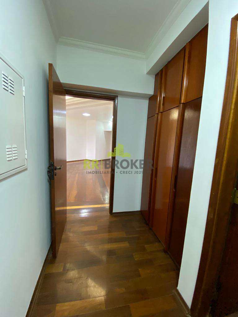 Apartamento à venda com 4 quartos, 195m² - Foto 21