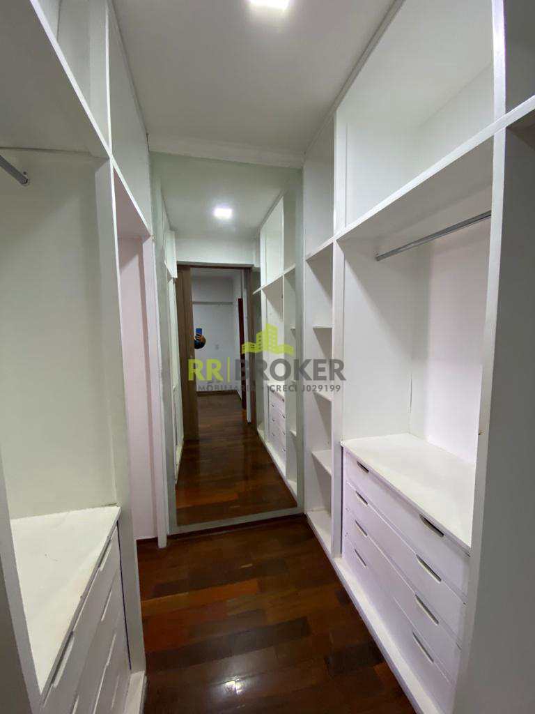 Apartamento à venda com 4 quartos, 195m² - Foto 4