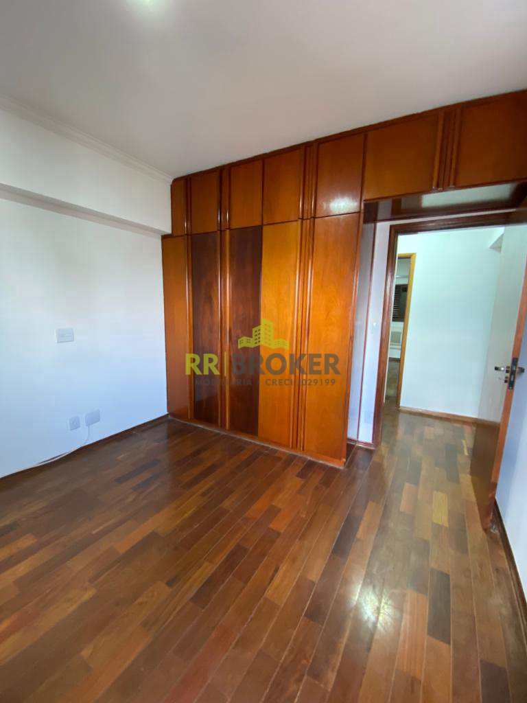 Apartamento à venda com 4 quartos, 195m² - Foto 12