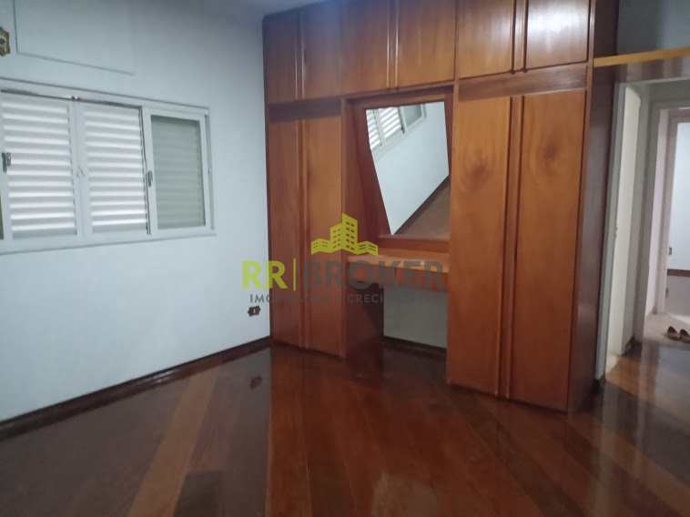 Sobrado à venda e aluguel com 5 quartos, 300m² - Foto 38