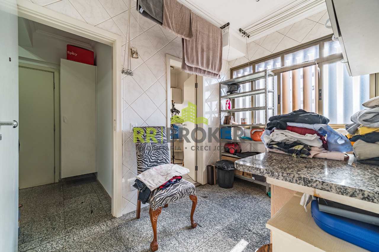 Apartamento à venda com 3 quartos, 204m² - Foto 36