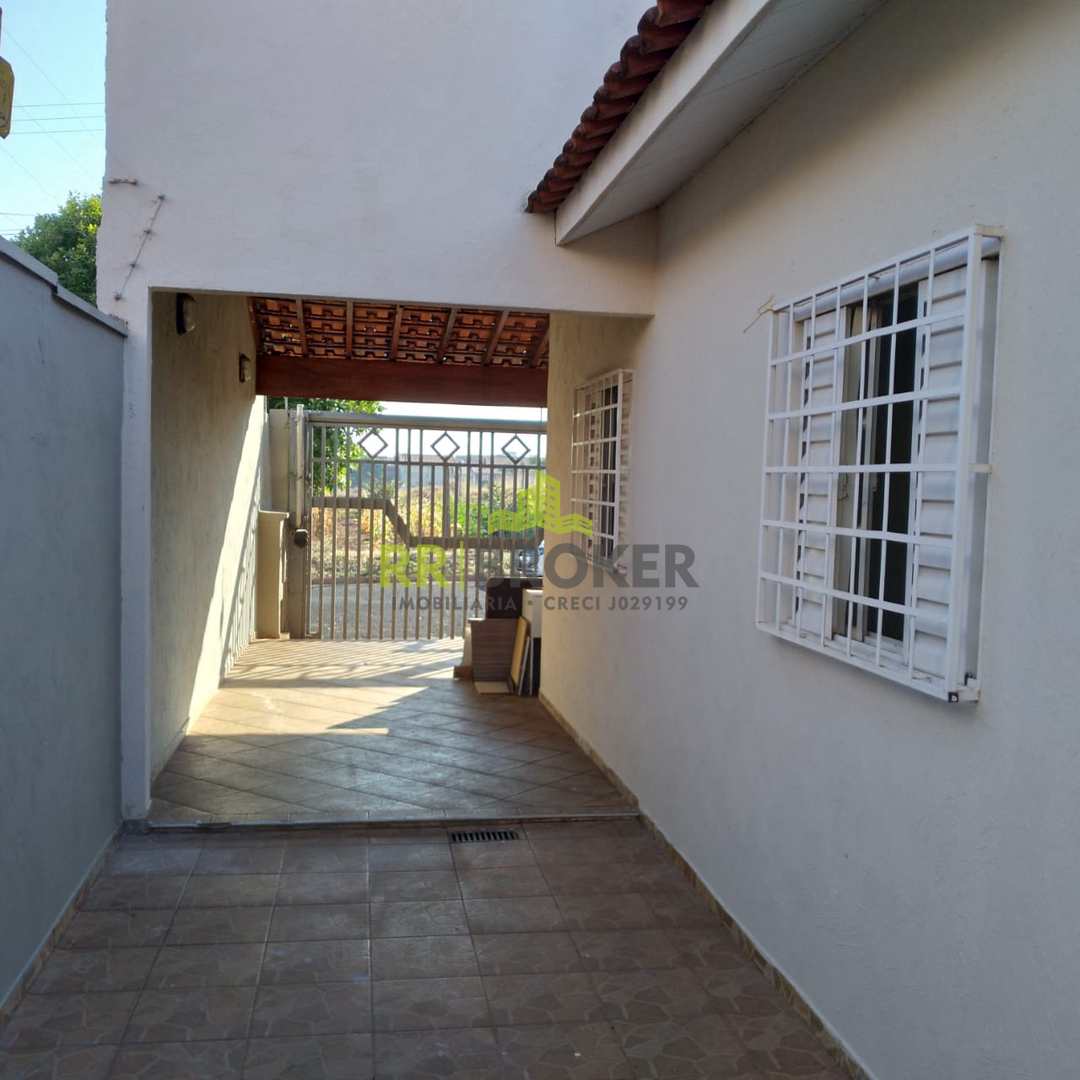 Casa à venda com 3 quartos, 200m² - Foto 11