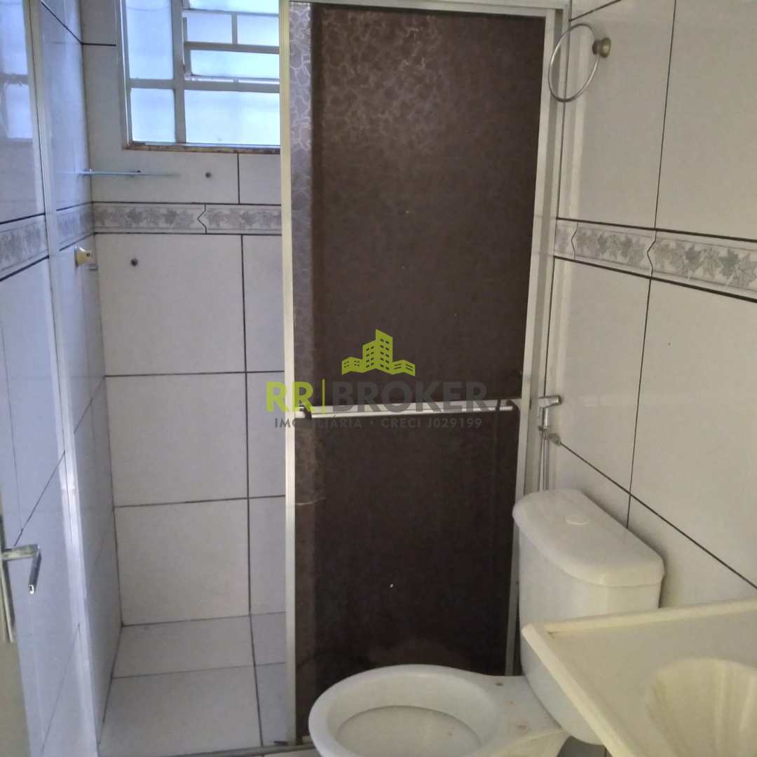 Casa à venda com 3 quartos, 200m² - Foto 8