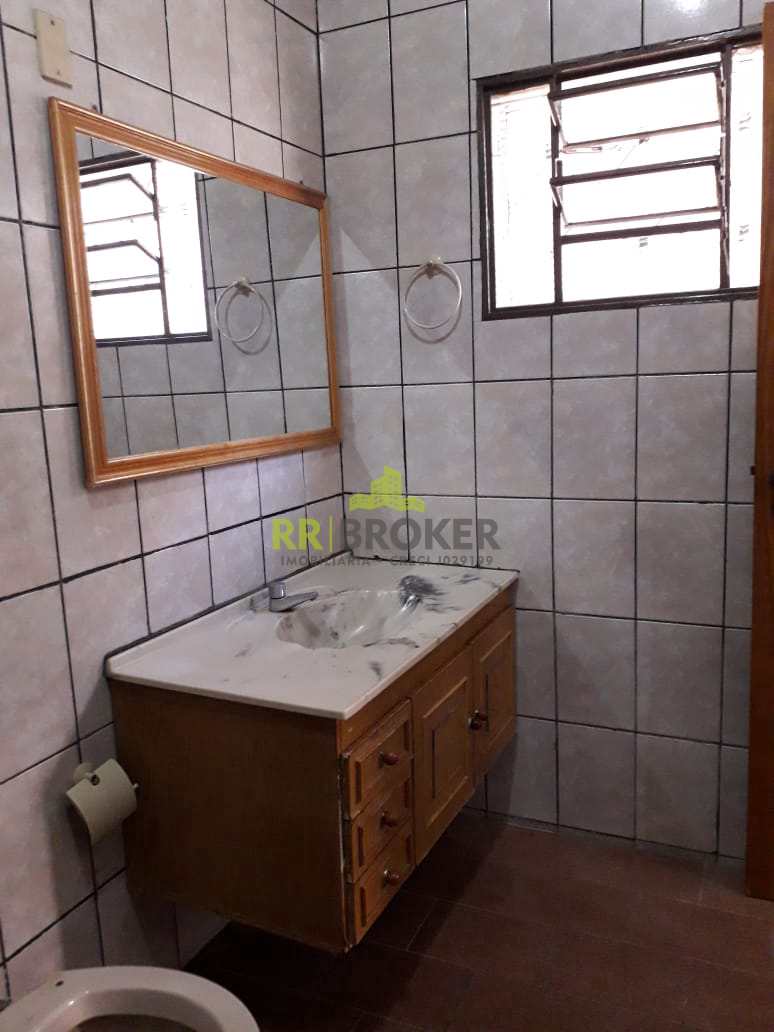 Casa à venda com 3 quartos, 360m² - Foto 17