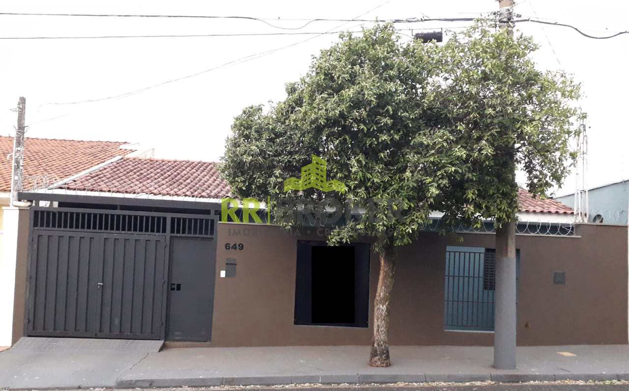 Casa à venda com 3 quartos, 144m² - Foto 1