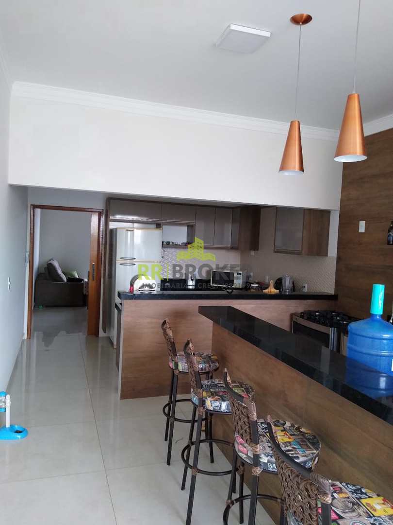 Casa à venda com 3 quartos, 200m² - Foto 10