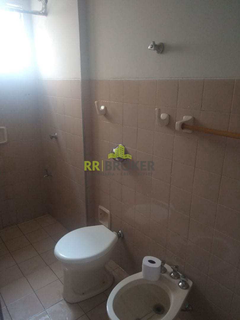 Apartamento para alugar com 2 quartos, 63m² - Foto 8