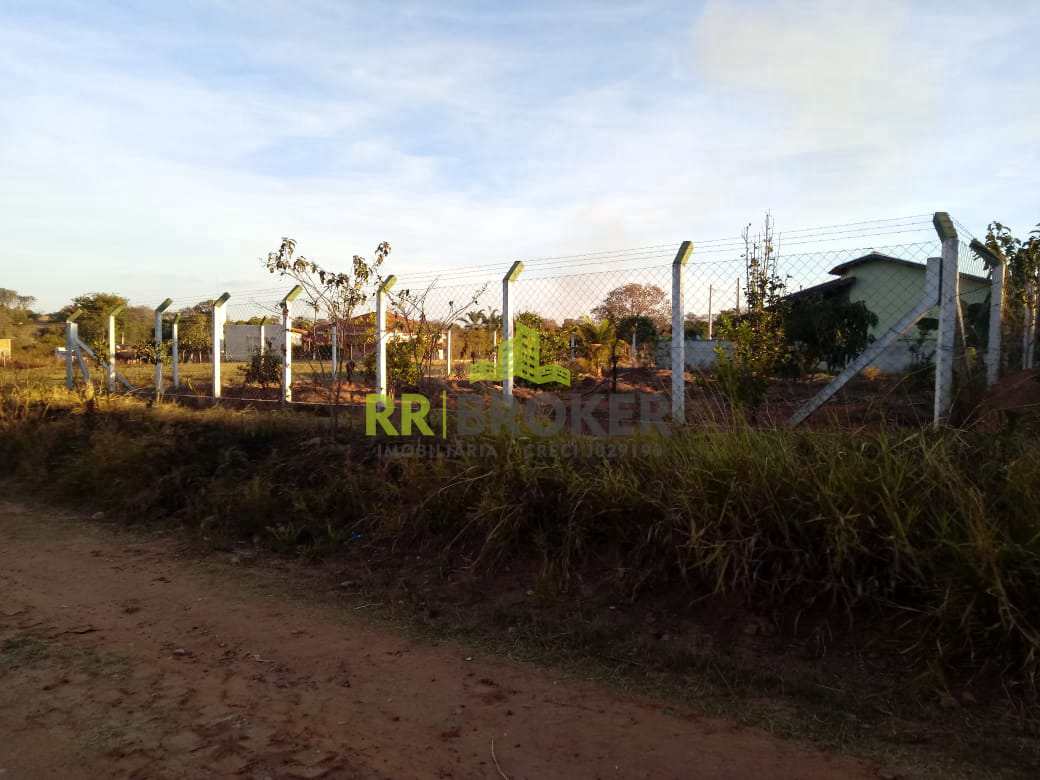 Fazenda à venda com 2 quartos, 200m² - Foto 4