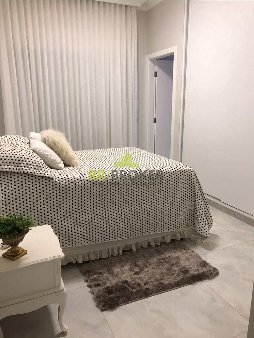 Casa de Condomínio à venda com 4 quartos, 450m² - Foto 24