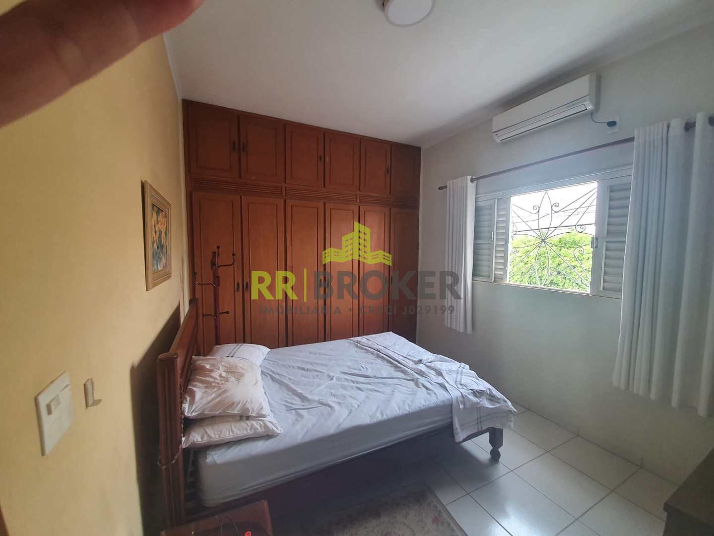 Casa à venda com 3 quartos, 300m² - Foto 12