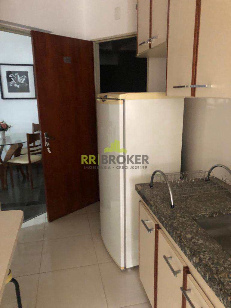 Apartamento para alugar com 2 quartos, 70m² - Foto 11