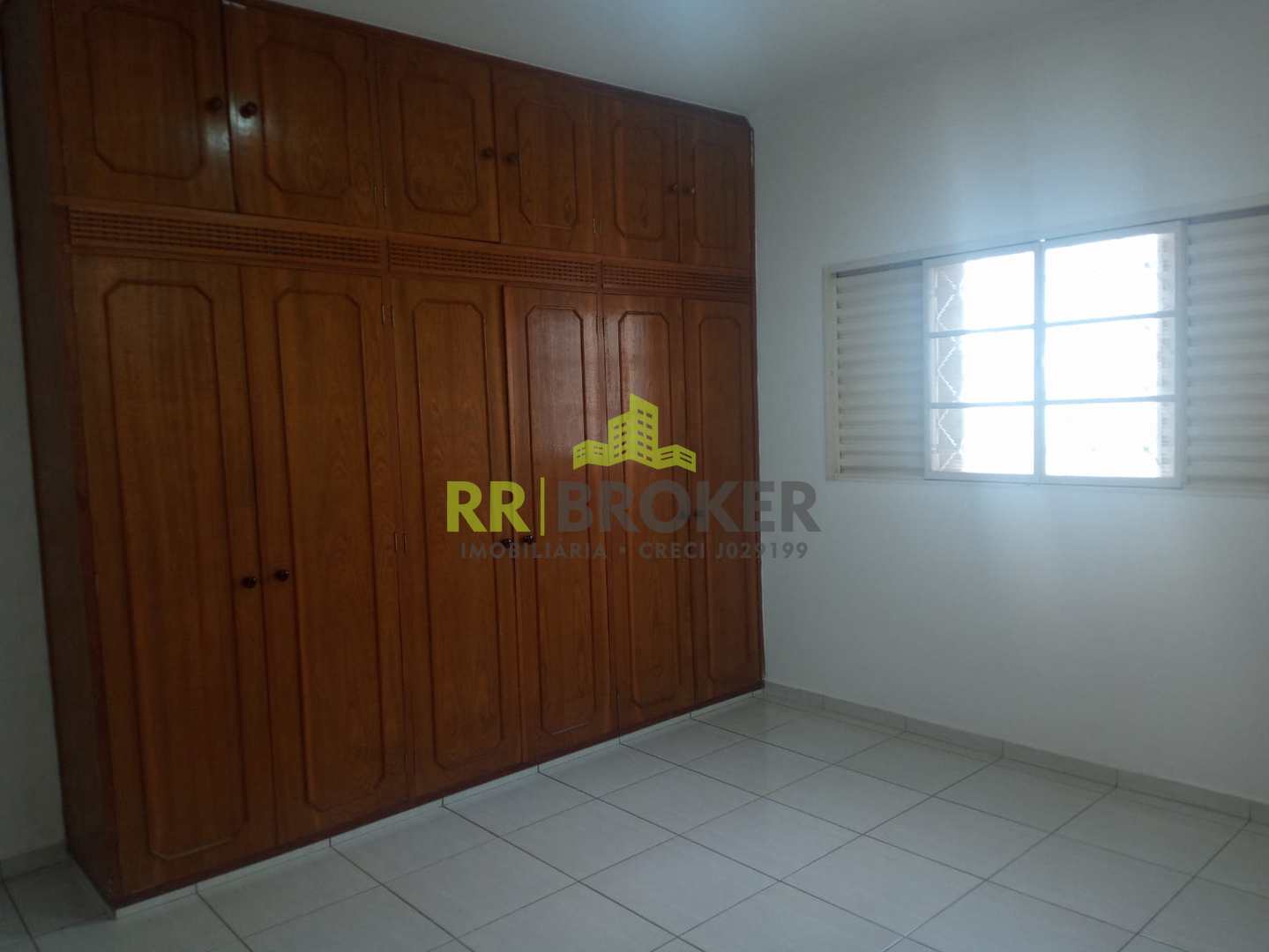 Casa à venda com 3 quartos, 297m² - Foto 11