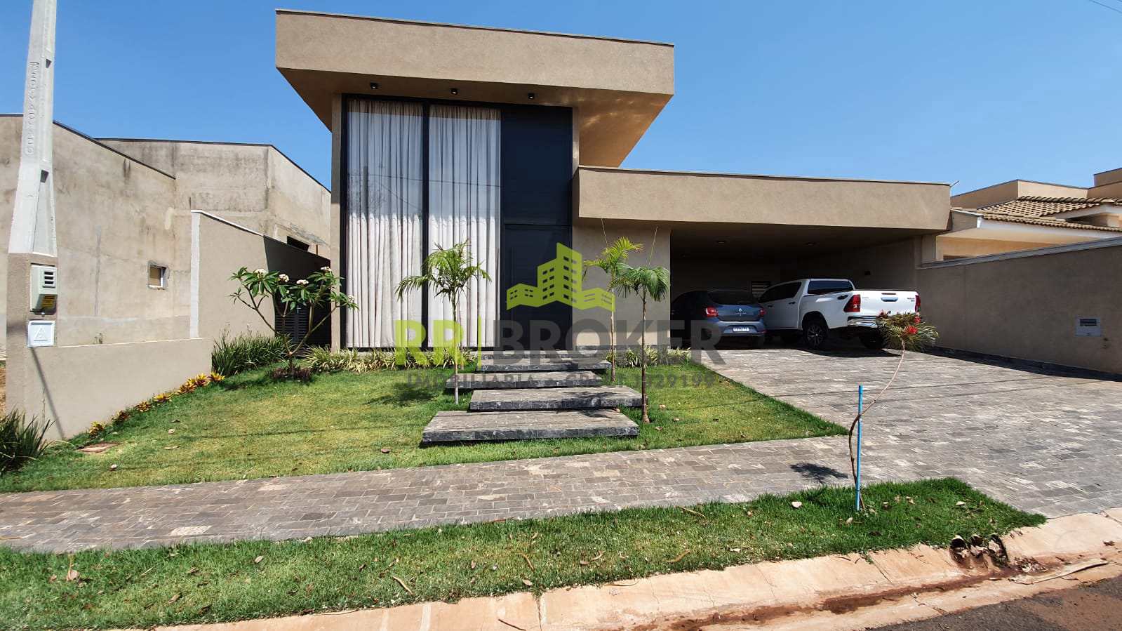 Casa de Condomínio à venda com 3 quartos, 470m² - Foto 1